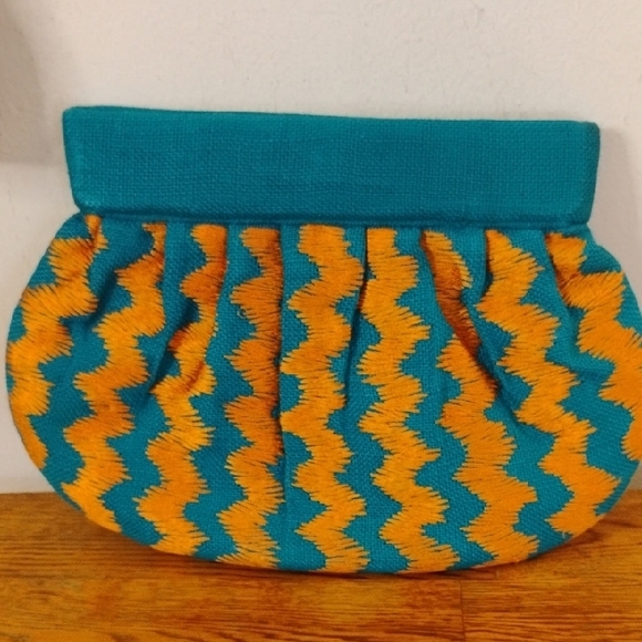 Moyna Blue and Orange Zigzag Clutch - Picture 4 of 8